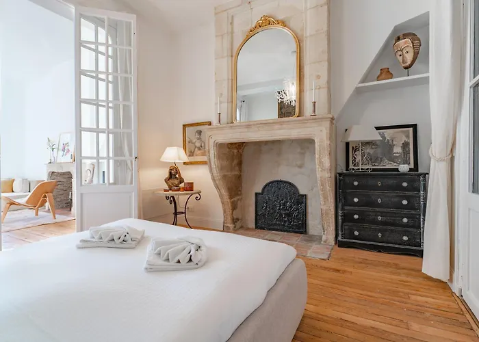 élégant Place Du Parlement Pour 4 Personnes * Burdeos