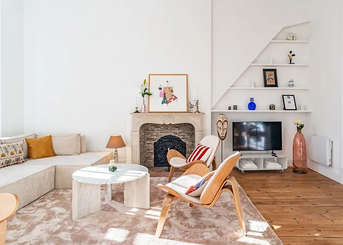 Elegant Place Du Parlement Pour 4 Personnes Bordeaux